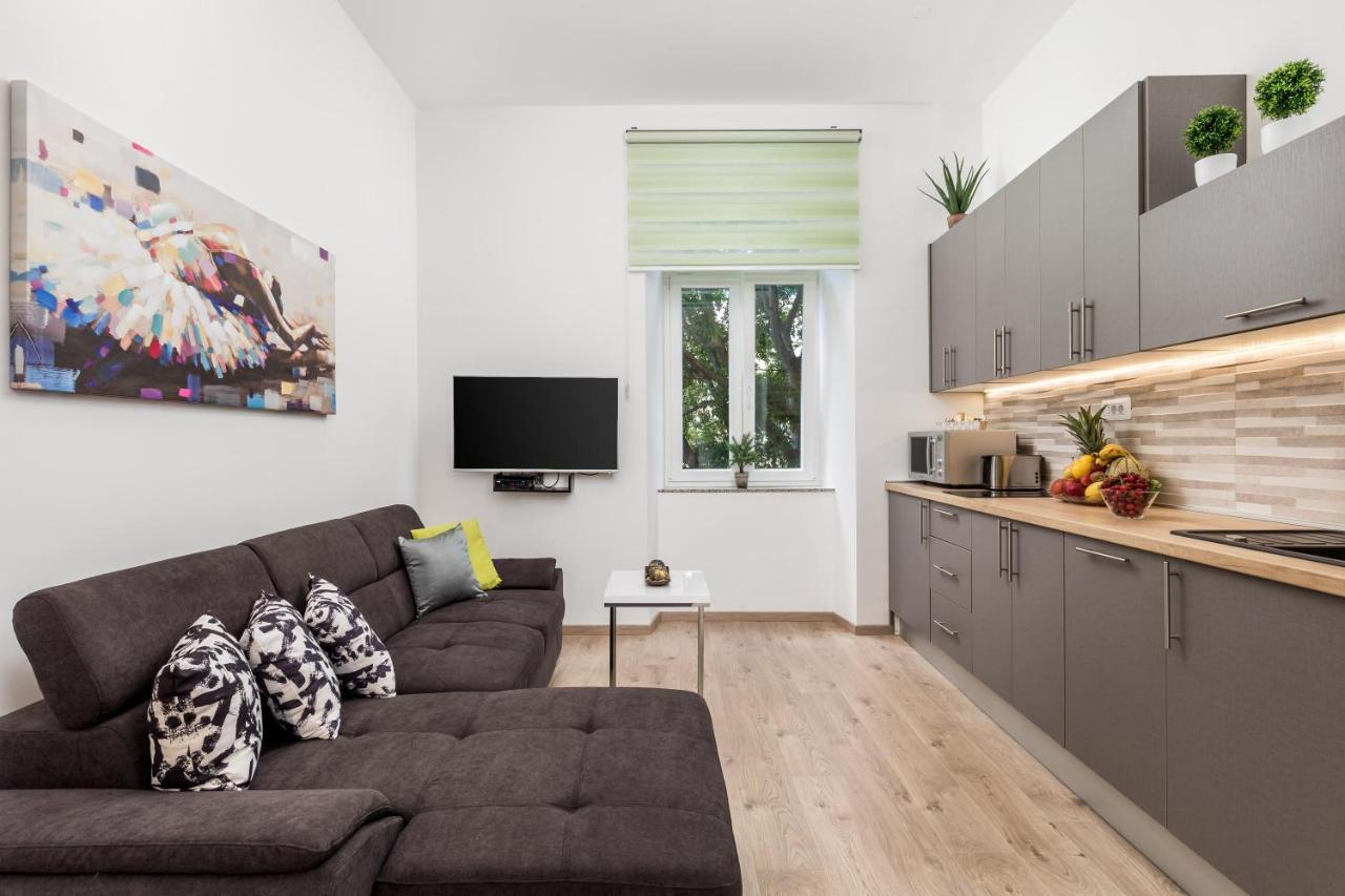 Quiet Center Apartments Rijeka Eksteriør billede